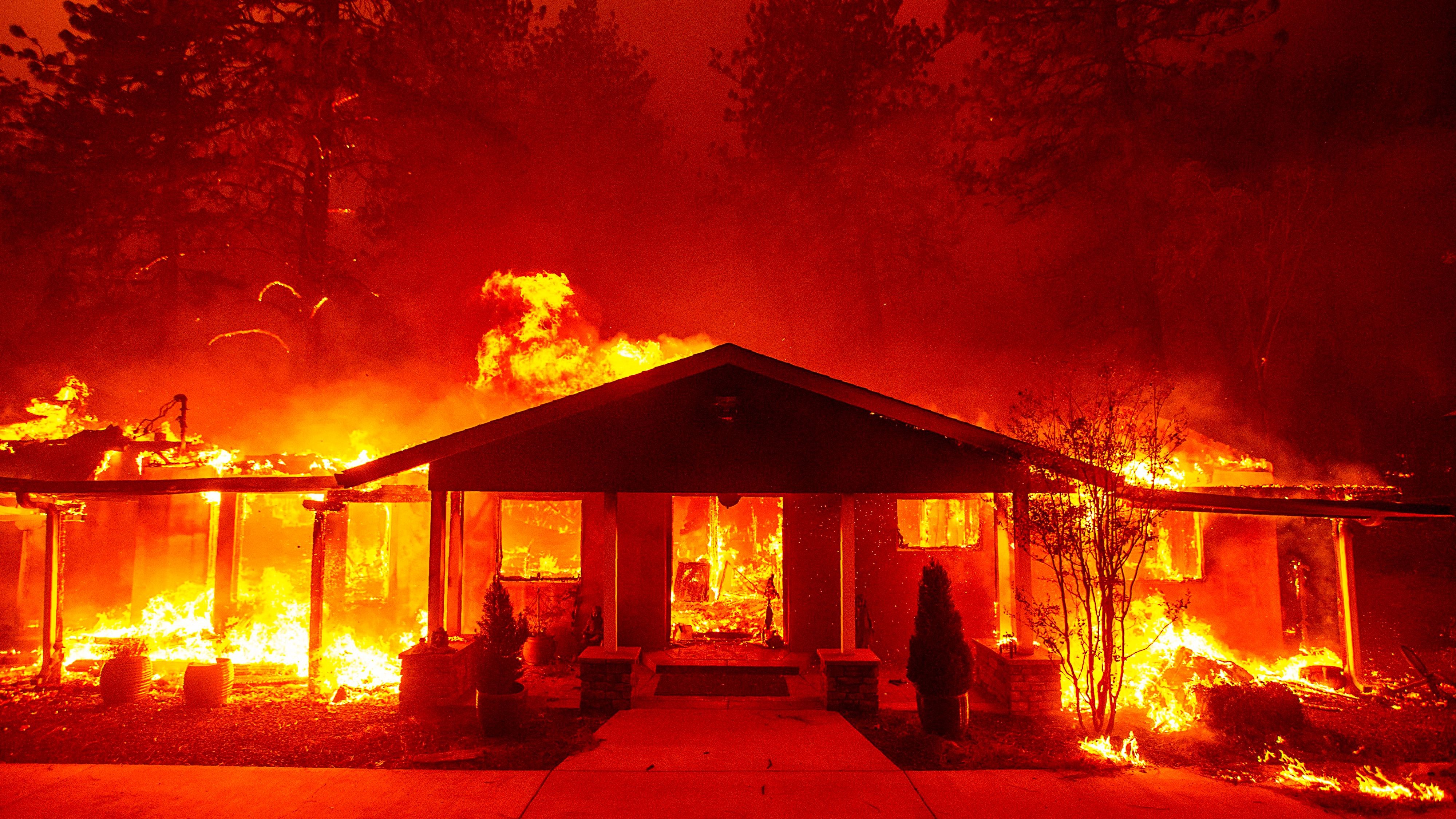 Incendiu
